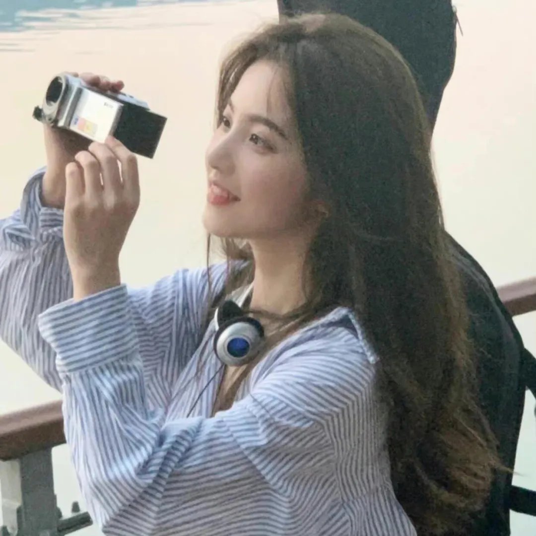 系统刚激活,女神打来求救电话